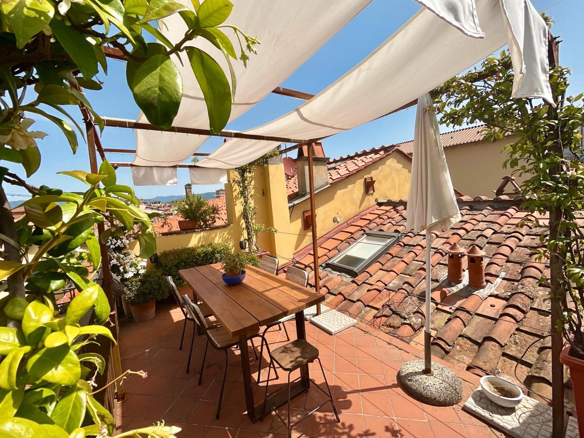 Apartmán La Terrazza Di Sofia Lucca Exteriér fotografie
